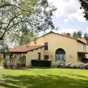 https://agriturismo-petrognano.it-tuscanyhotel.com