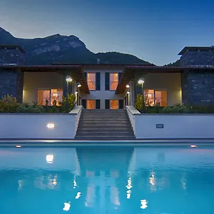 https://ville-mirage.it-lombardy.com